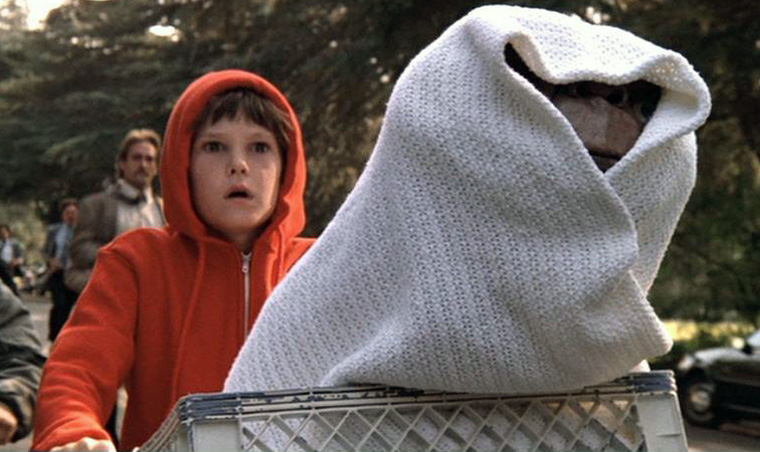 et the extra terrestrial 1981 movie - rqvmovies